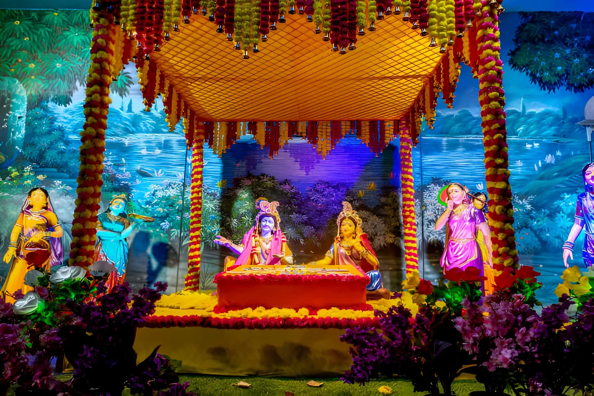 4 Days Vrindavan Tour Package with Premanand Maharaj Ji Darshan